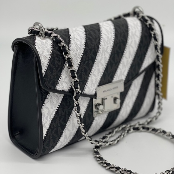 Michael Kors Rose MD Flap Shoulder Crossbo… - Picture 14 of 15